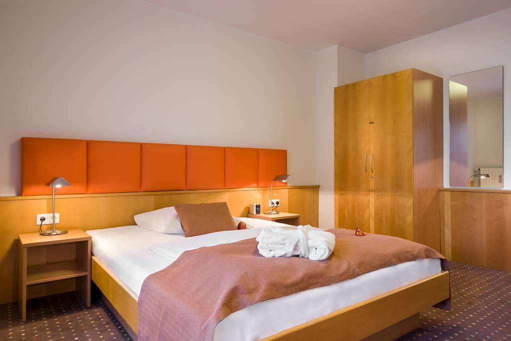 Superior single room TOP acora Hotel Dusseldorf