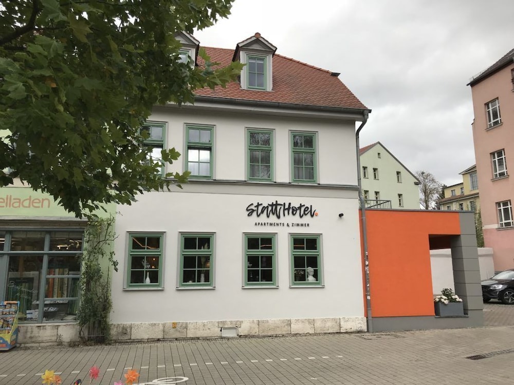 Primary image