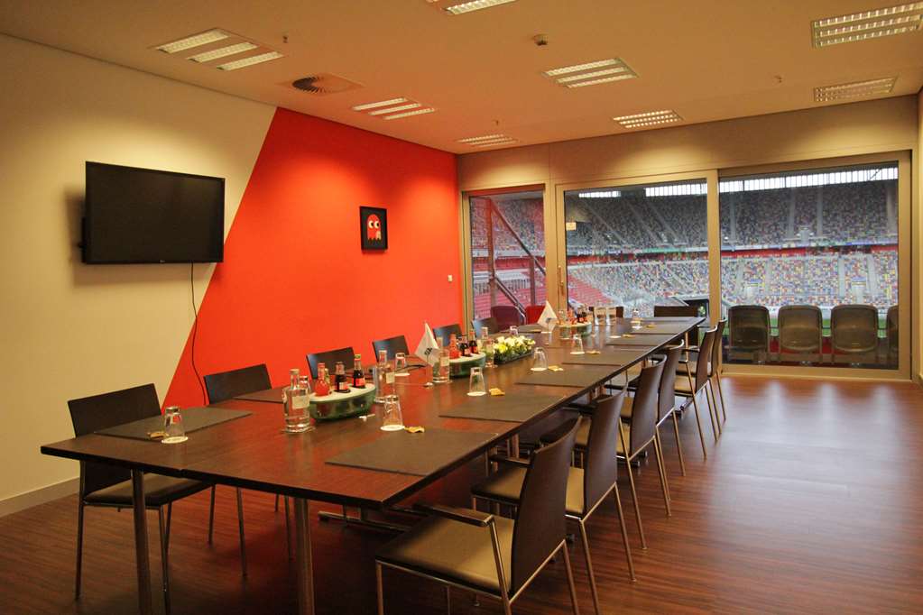 Loge