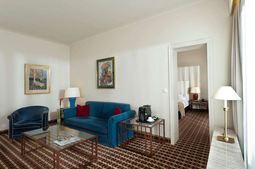 Guest room