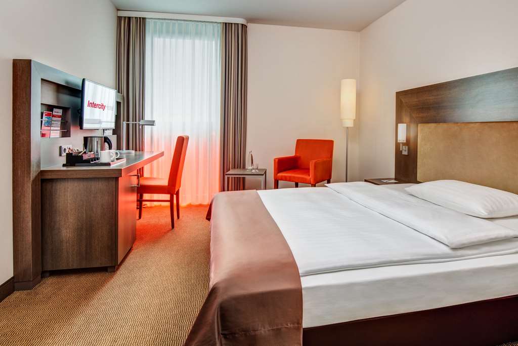 IntercityHotel Berlin-Brandenburg Airport, Germany - Business room