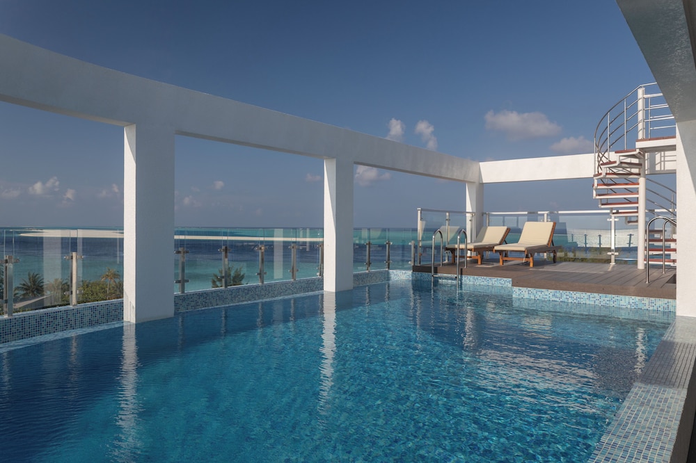 Rooftop pool