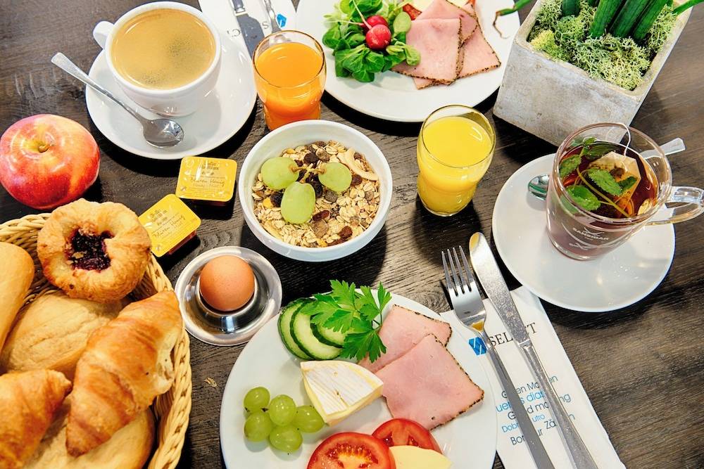 Breakfast meal