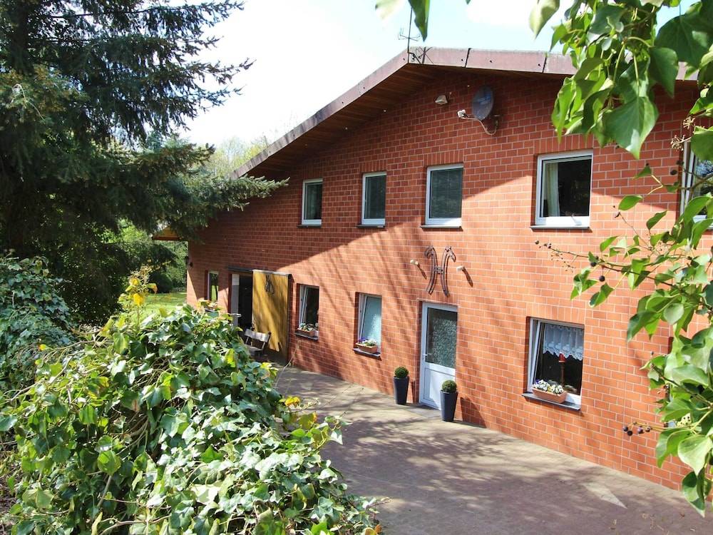 Modernes Appartement in Kirchdorf mit Swimmingpool