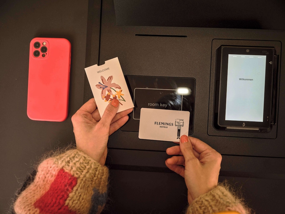Check-in/check-out kiosk