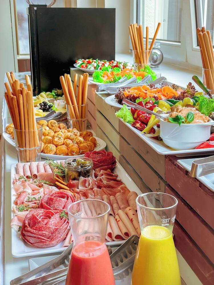 Breakfast buffet