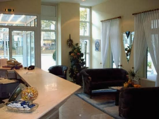 Hotel Interior/Public Areas