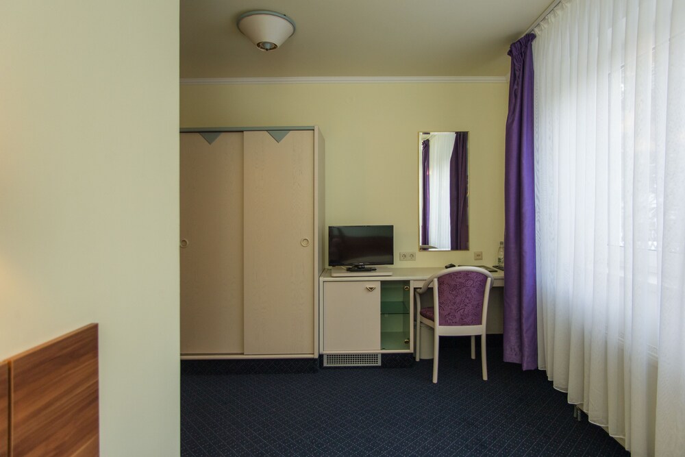 Guestroom View