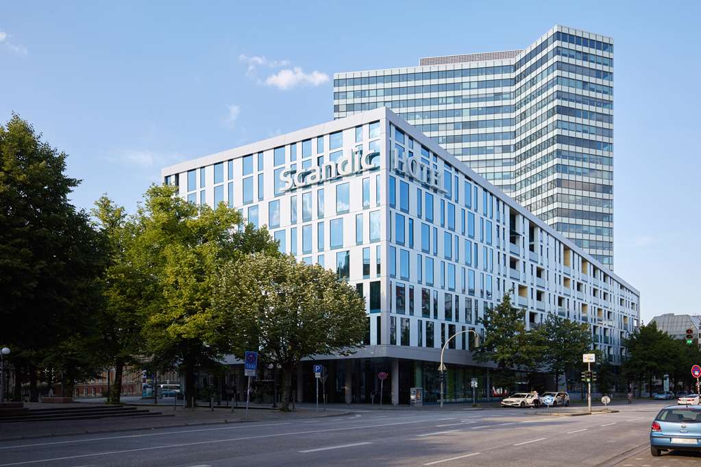 Scandic Hamburg Emporio exterior view day