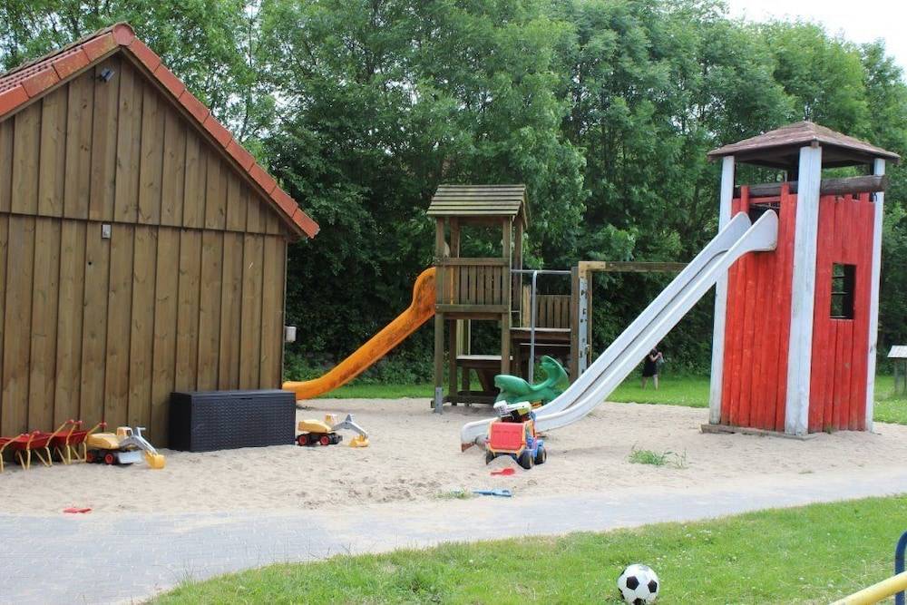Children's play area - outdoor