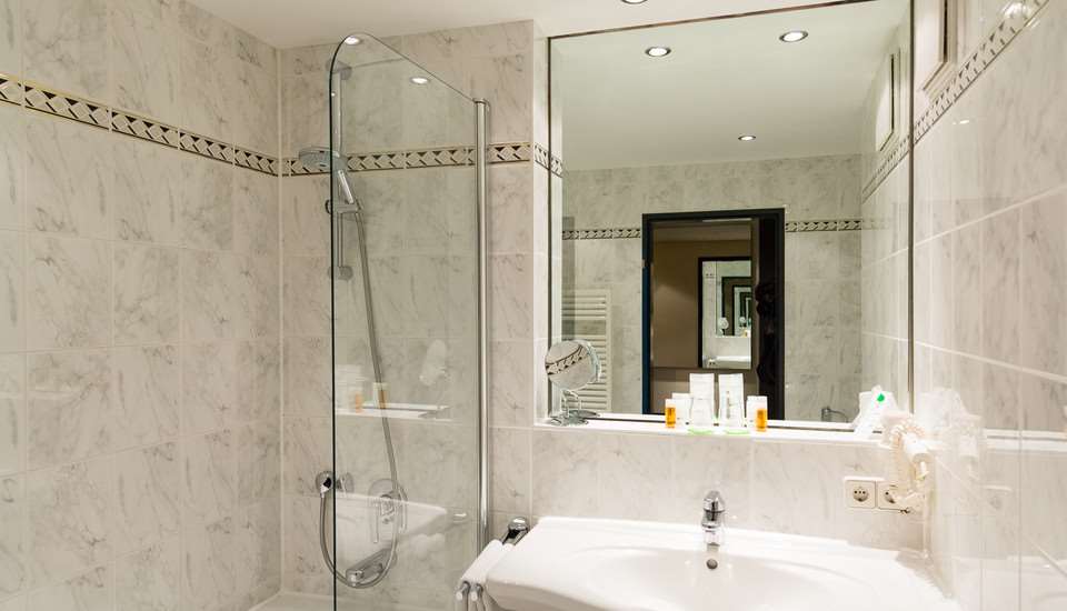 Bathroom with bathtub