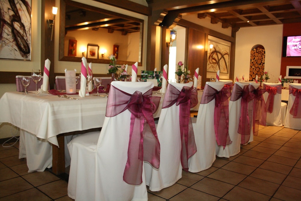 Indoor wedding