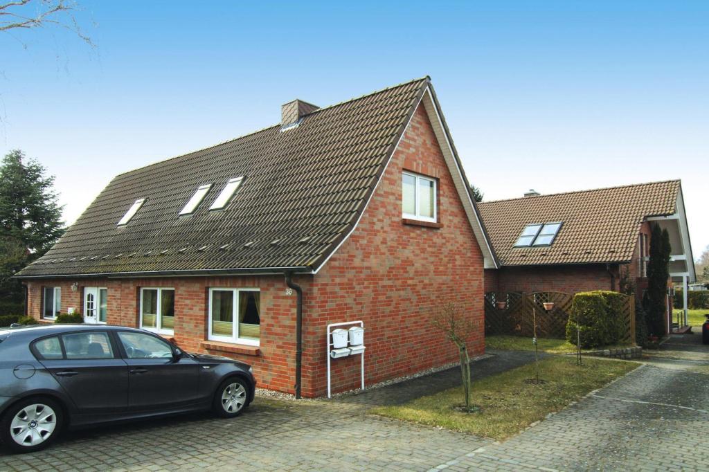 Apartment in Schwerin near Neumühler See cleaning included