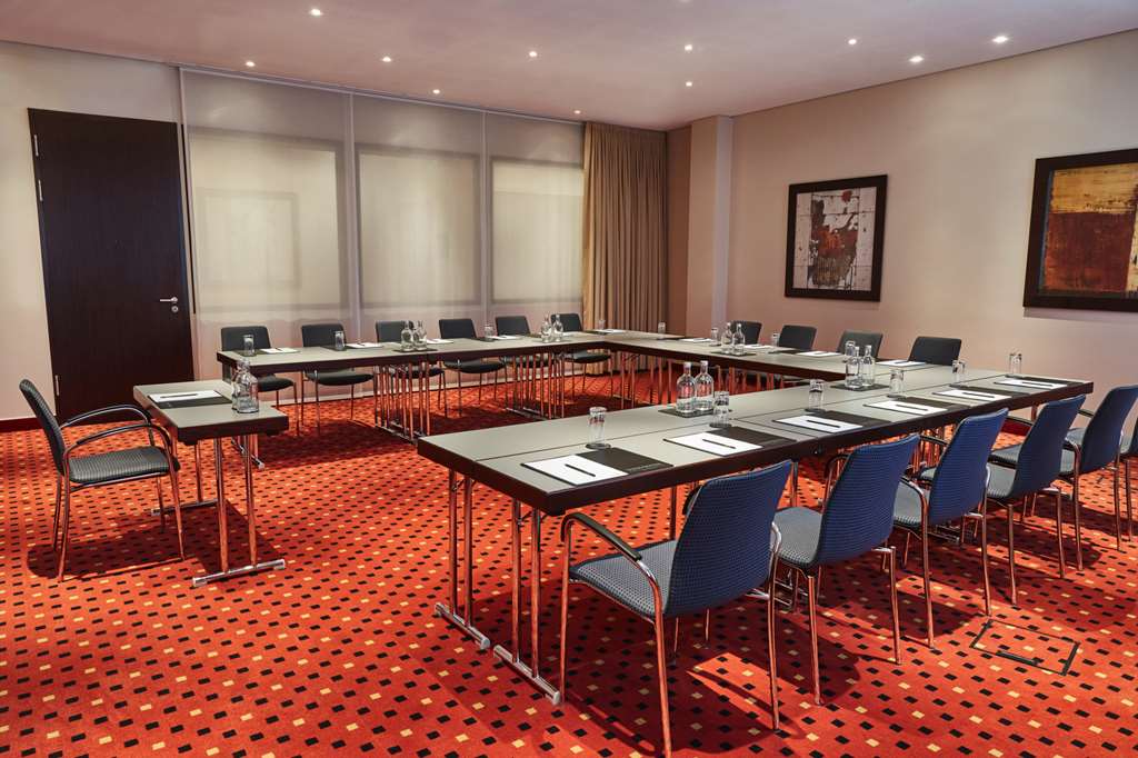 Steigenberger Hotel De Saxe, Dresden, Germany - meeting room