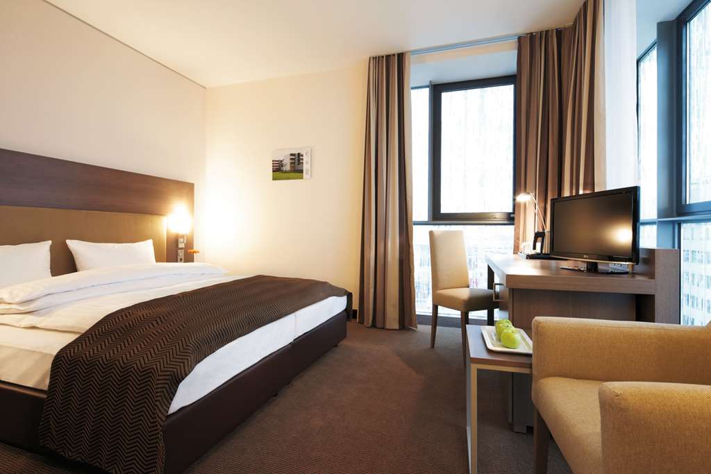 IntercityHotel Mannheim, Germany - Business Room