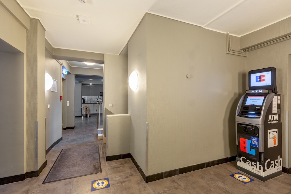 ATM/banking on site
