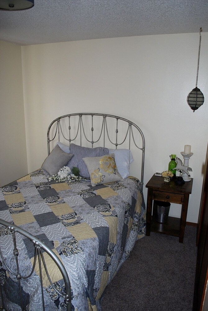 Little Trail Creek Cabins - photo 5
