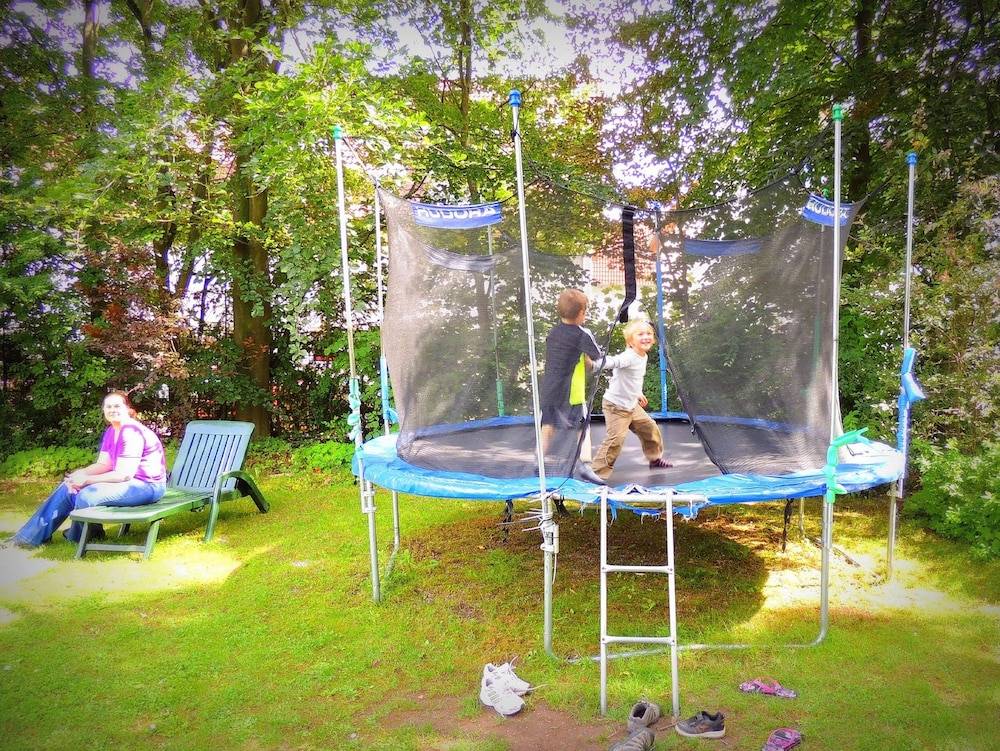 Children's play area - outdoor