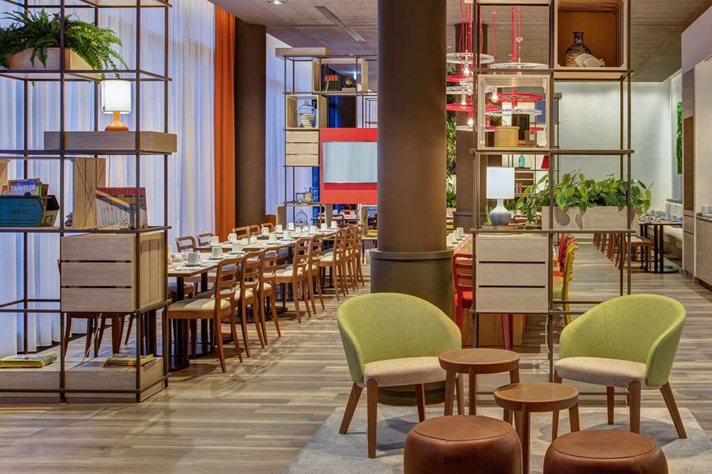 IntercityHotel Duisburg, Germany - Restaurant