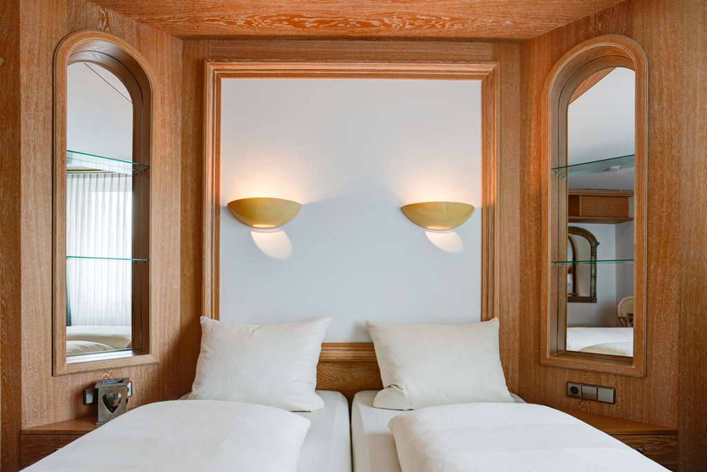 Centro Hotel Stern Trademark Collection by Wyndham