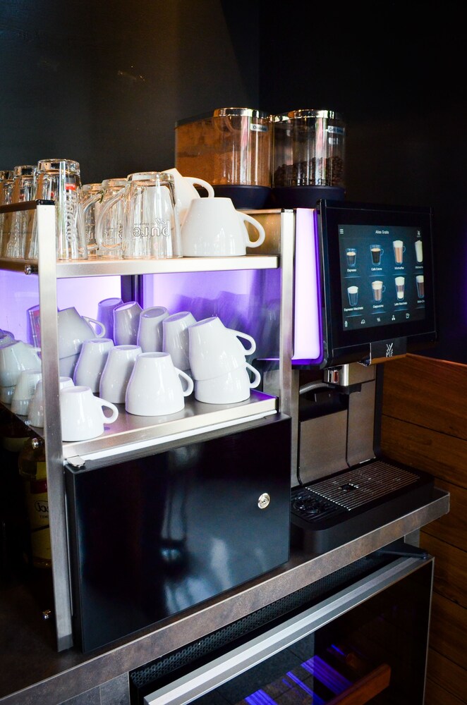 Coffee Shop