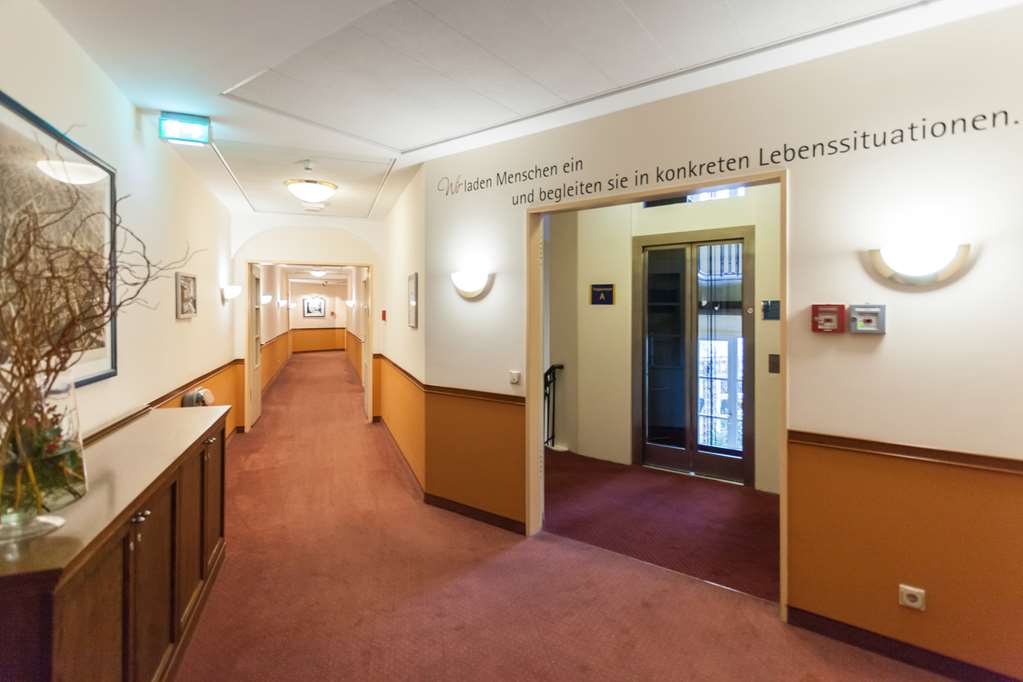 Corridor_TOP VCH Hotel Albrechtshof Berlin