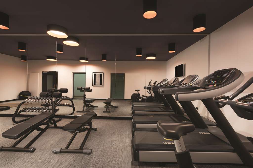 adina apartment hotel nuremburg gym
