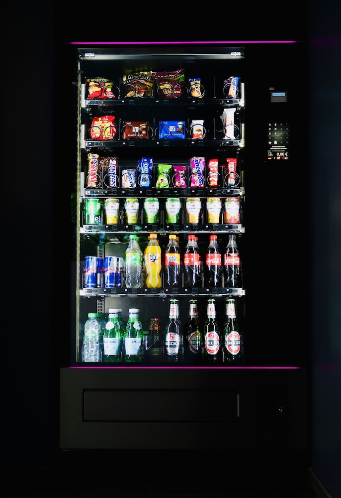 Snack bar