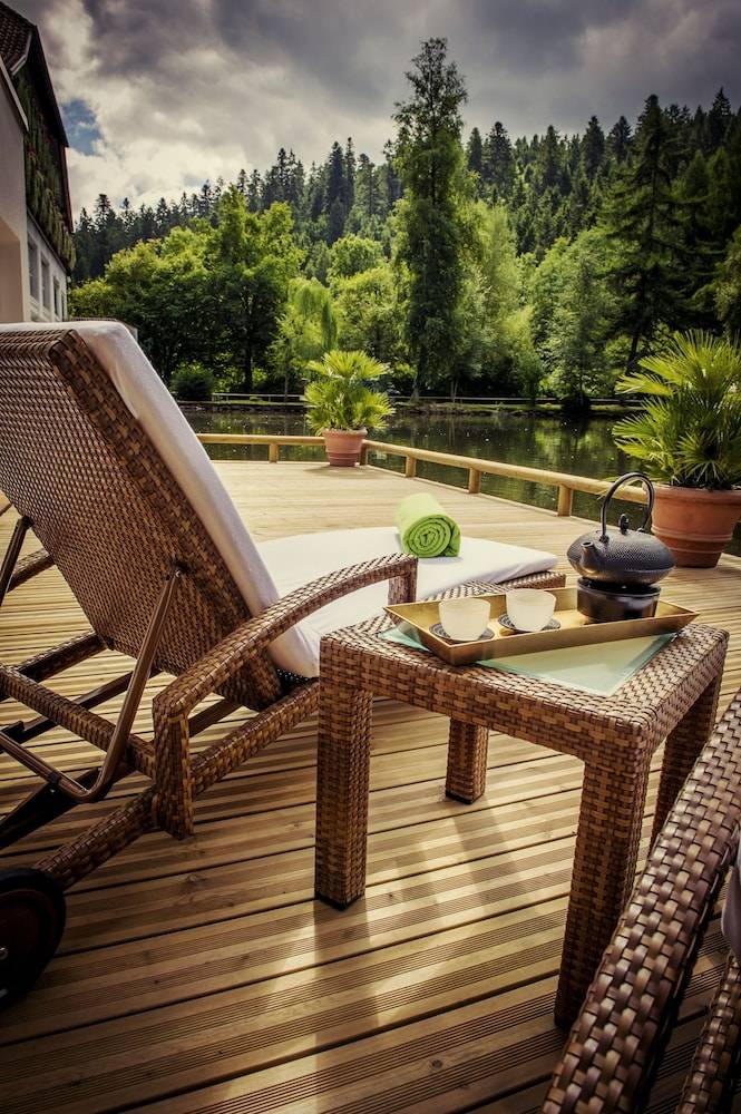 Sundeck