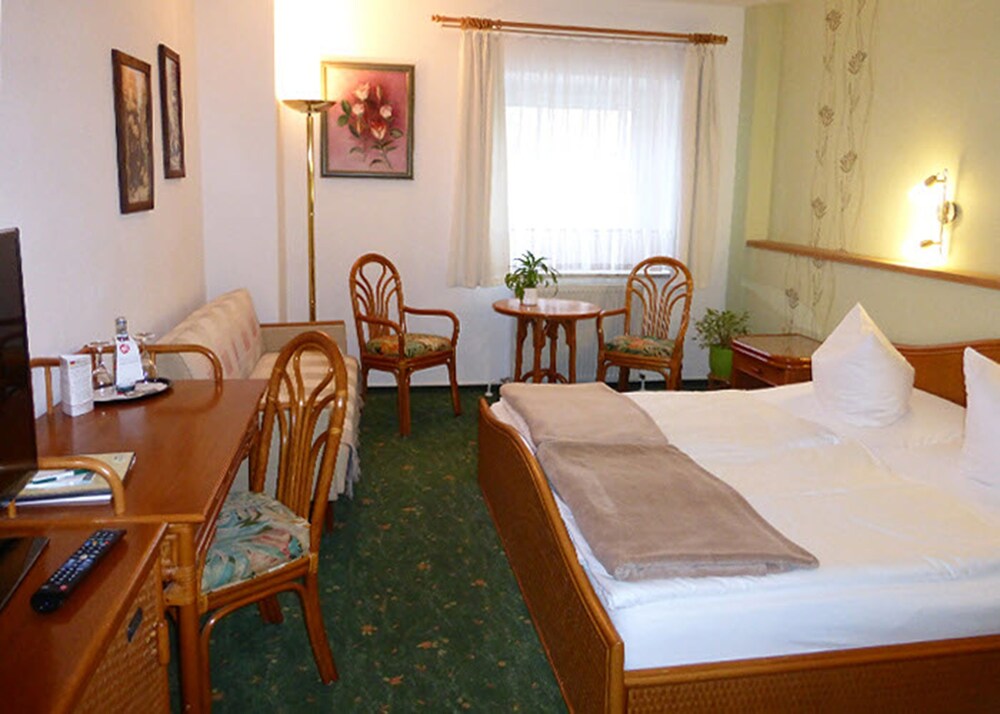 Guestroom