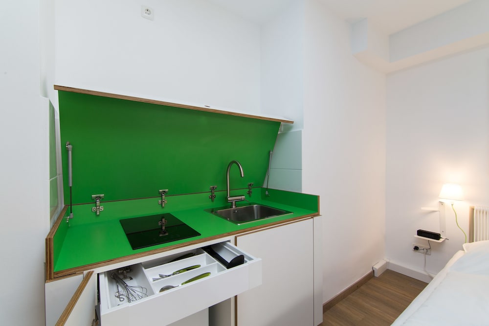 Private kitchenette