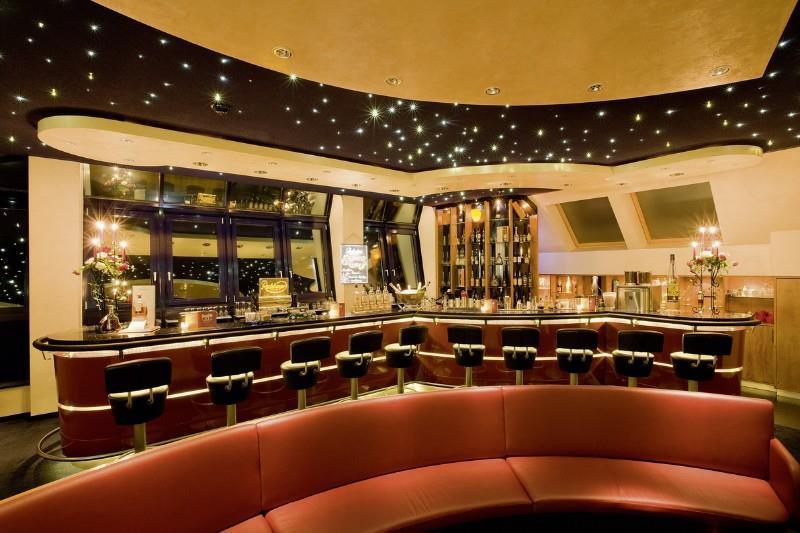 Bar Lounge