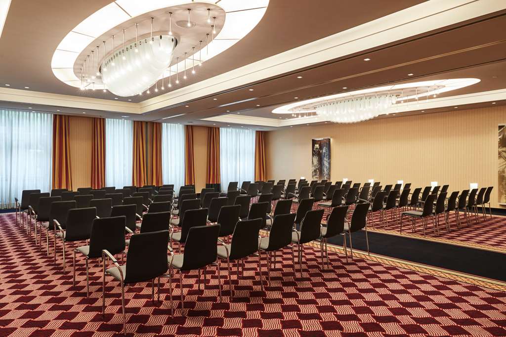 Steigenberger Hotel De Saxe, Dresden, Germany - meeting room