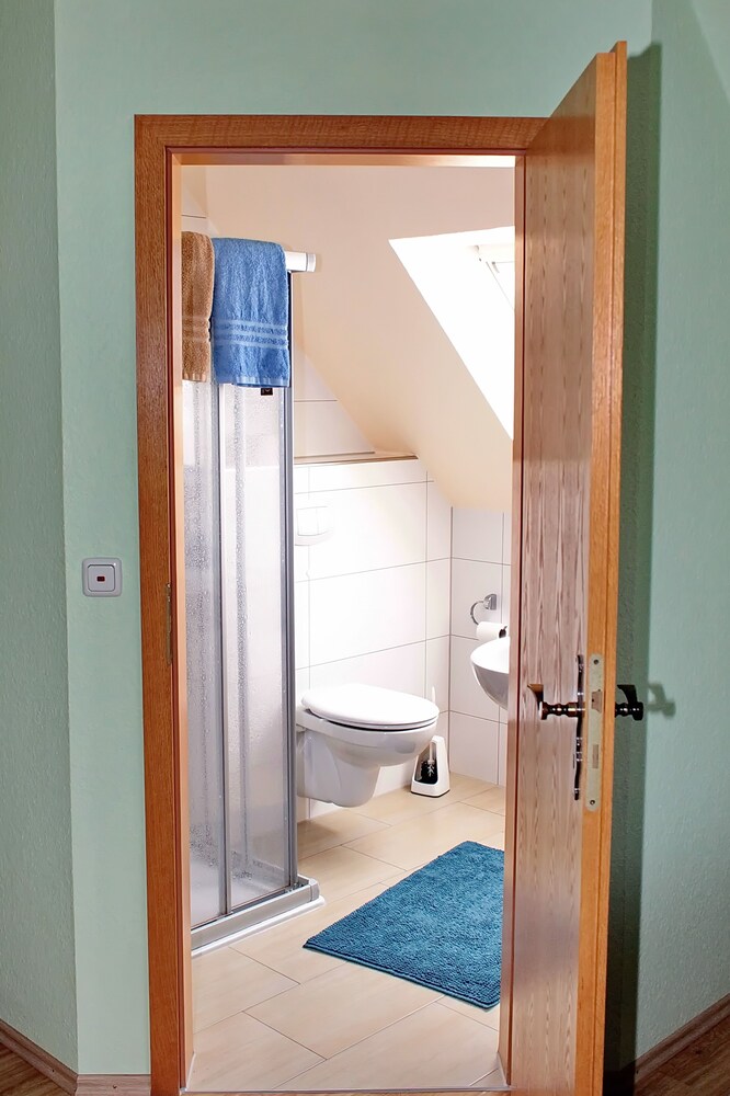 Bathroom shower