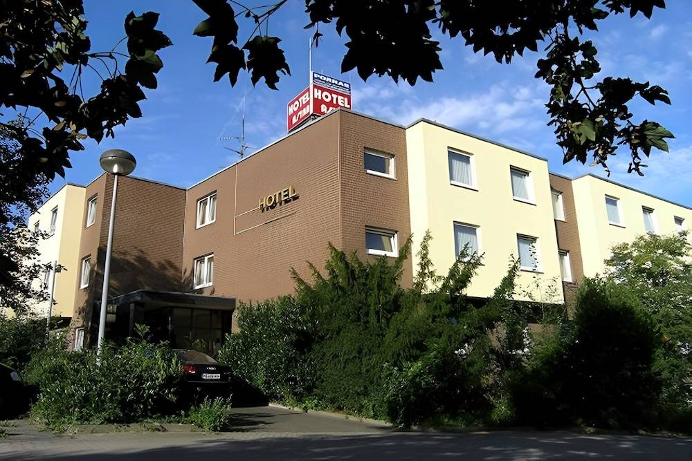 Primary image