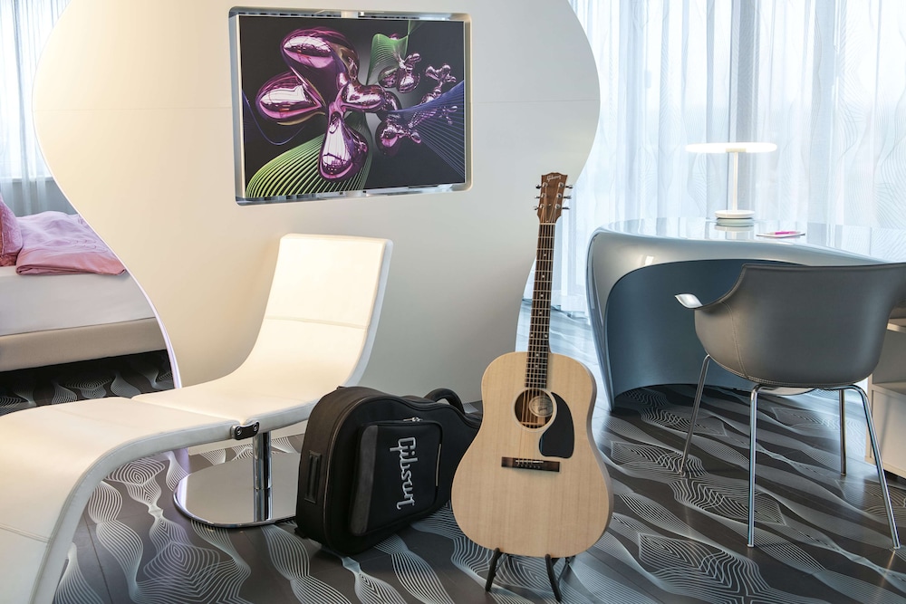 Room amenity