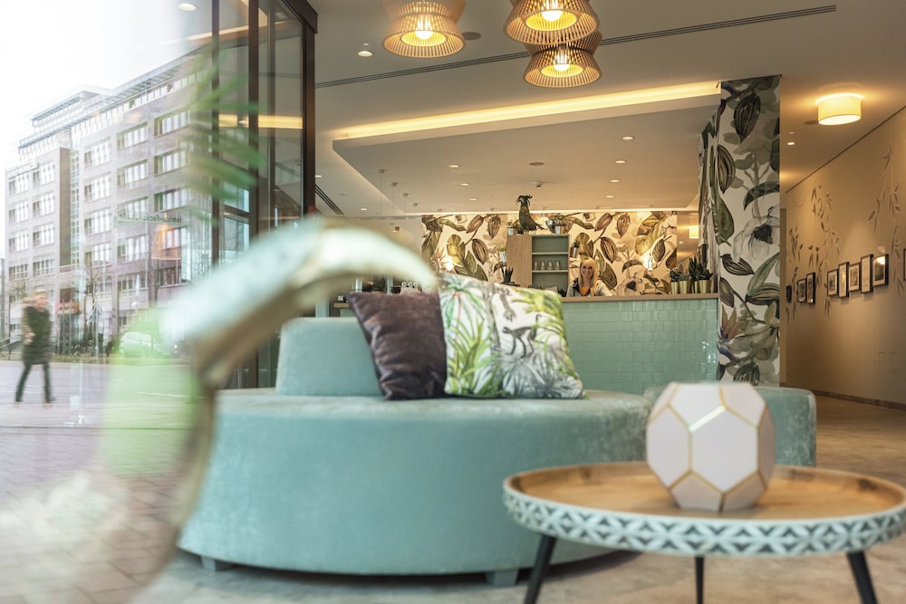 Holiday Inn the niu Crusoe Bremen Airport by IHG