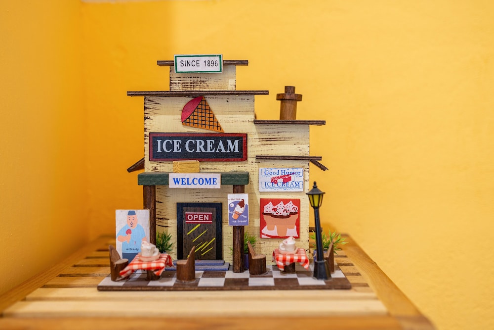 Room amenity