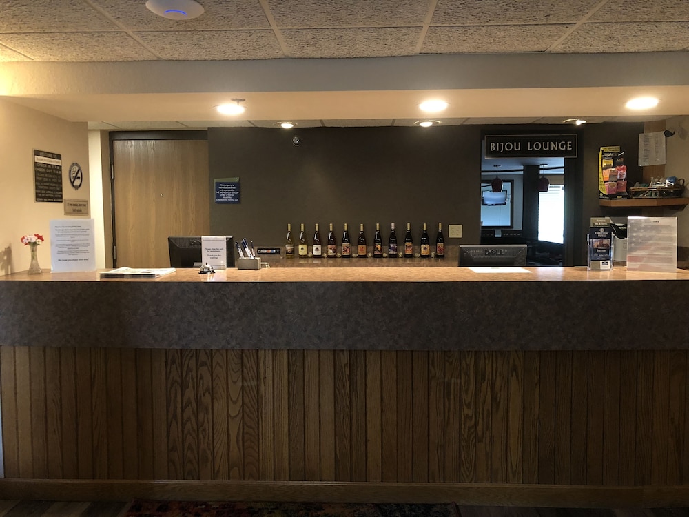 Boarders Inn & Suites by Cobblestone Hotels Fayette - photo 5