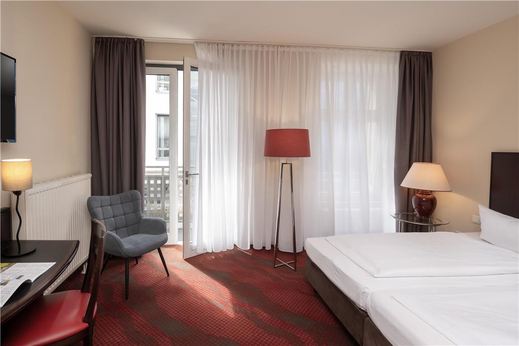 classic room sorat hotel cottbus large