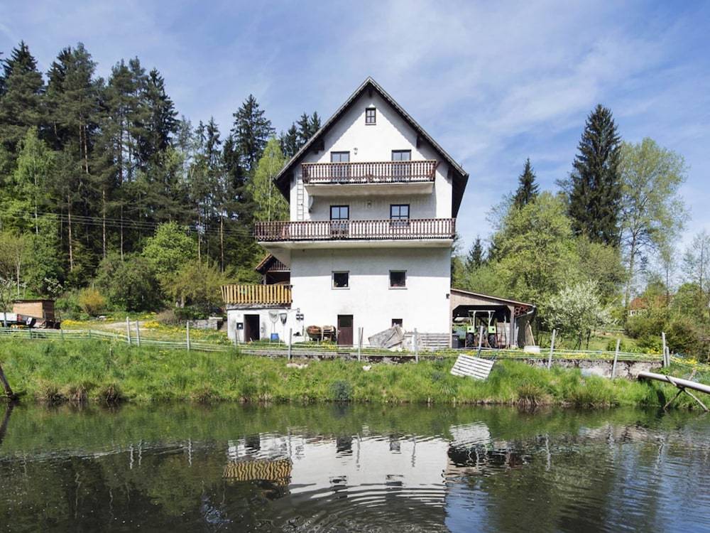 Secluded Apartment in Schönsee near Forest