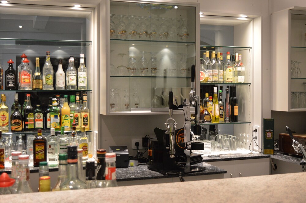 Sports Bar