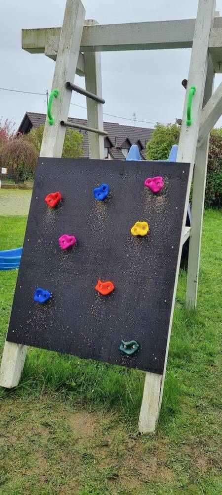 Children's play area - outdoor