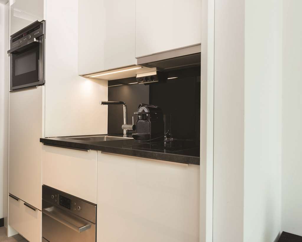 adina apartment hotel hamburg speicherstadt two bedroom kitchen