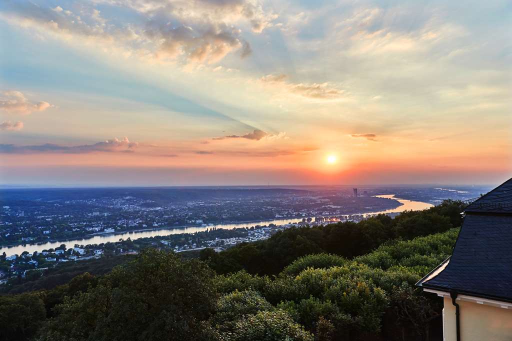 Steigenberger Grandhotel Petersberg, Koenigswinter/Bonn, Germany - View