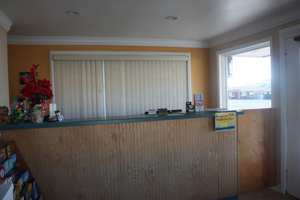 A 1 Budget Motel - photo 5