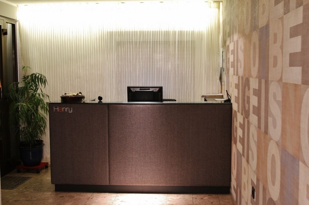 Primary image