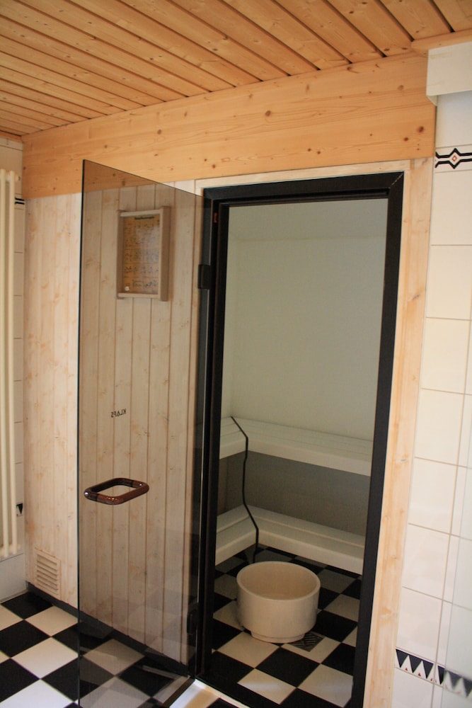 Steam room