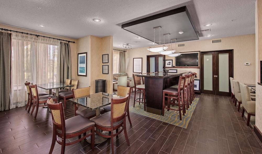 Hampton Inn Niceville Eglin Air Force Base - photo 2