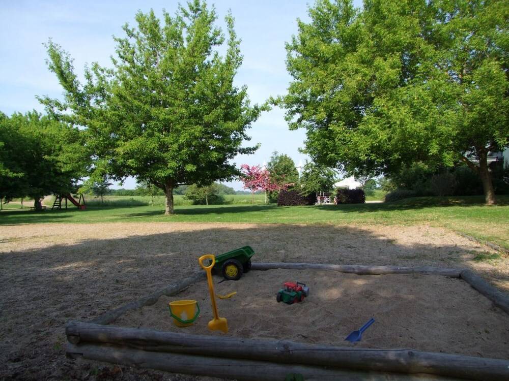 Childrens Play Area - Outdoor